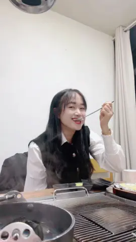 Ước mơ của bao chị em ăn hoài mà hong mập 😜