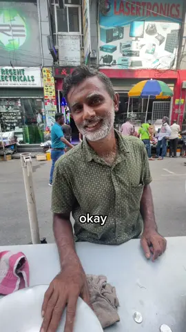 $0.20 brown tea drink in Sri Lanka 🇱🇰 #streetfood #srilanka #colombo #tea #foodreview