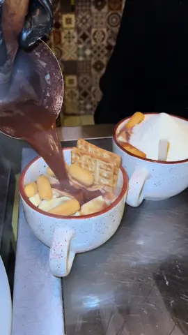 Mi desayuno/almuerzo/snack/onces fav es el ✨migaito✨ y por fin llegaron a Bogotaaaá, QUE DELI✨🖤😮‍💨🧀☕️ @migaito_colombia #migaito #migao #food #foodtiktok #FoodLover #recomendacionesbogota #comidasbogota #bogotacomidas #restaurantes #restaurantesbogota #migaobogota #migaitobogota #chocolate #chocolatelover #hotchocolate #chocolateconqueso 