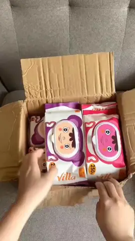 [Giá sỉ] Thùng 30 gói khăn ướt gấu Villa gói to 250GR, không mùi dùng được cho bé/khăn ướt Villa 250gr, khăn ướt em bé Voi Giá đã giảm xuống chỉ còn 154.980₫!#ThaTim5Ngon 