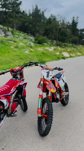 #crf450r #ktm450sxf #ماشاءالله_تبارك_الله #מסבר_אחד_בעולמ🤛🤜 