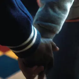 just some ✨lumax electricity✨ || ac: @Jeansaudios  #lumax #maxmayfield #lucassinclair #lumaxedit #edit #strangerthingsedit 