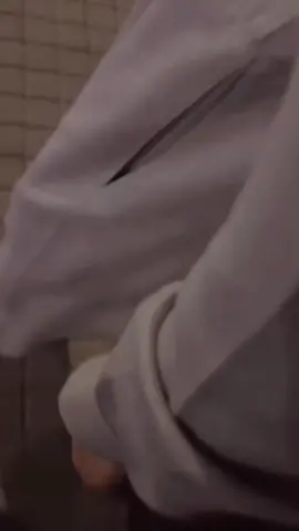على استعداد افلت يد العالم مقابل مسكة يد ابوي ❤️🫂🥹