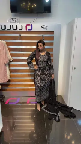 Visit us for more designs available !! #eidcollection2024 #instore #designerdress #pakistanidress #issadesignerstudio_ids #foryou #trending #goviral 