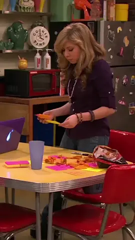 Ela fez ele ser expulso!! #icarly #samefreddie #sampucket #relacionamento #cortes #cenasengracadas #carly #icarlymoments #tiktokbr