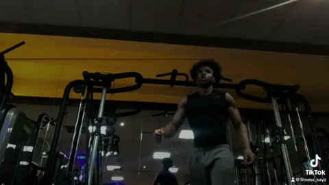 #muscles #fyp #gym #Fitness #lifting #chestworkout 