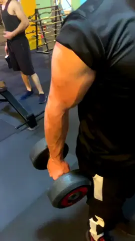 #وەرزش #لەشجوانی #پر #قاعەی_ئاسنی 