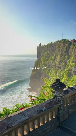 bali vlogs + itinerary coming soon 🇮🇩 #baliindonesia #traveldiaries #aesthetictravel #baliaesthetic #traveltiktok #travellife #backpacking #balitravel #balithingstodo #balilife #baliplacetovisit #baliitinerary #balitrip #balibucketlist #romanticizingbali #balivacation 