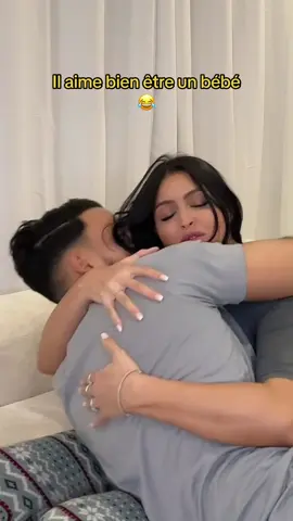 SA RÉACTION EST HILARANTE 😂😂😂😂😂👶🏽🍼 #prank #coupleprank #coupletrend #idrissetsirayah #couplegoals 