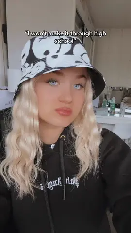 🤍🩶🖤