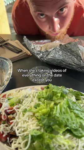 Hey, im here too… 🙋‍♂️ #fyp #couplescomedy #couplescontent #eatingout #relationships #calebnandrea 