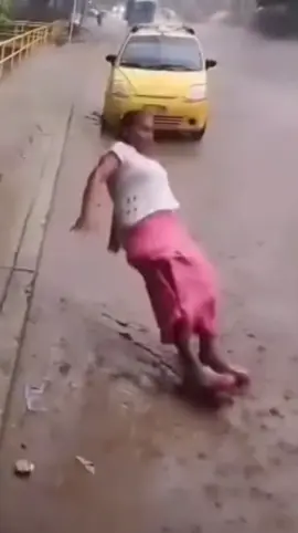 Agenden con la mejor nutrióloga 😮‍💨🤌🏻.   A la del marketing deberian subirle el sueldo🤣 #señorasecae #publicidadefectiva #publicidad #marketing #nutricion #alimentacionsaludable #viral #fyp 