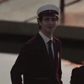 me when i’m 6’3 and carried season 3  #augusthornofärnas #augustyoungroyals #youngroyals #youngroyalsedit #youngroyalsforever #maltegardinger #fy  