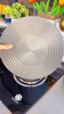 tatakan kompor anti gosong. #tatakankompor #tatakankomporgas #tatakankomportiktok #tatakankomporiritgas #tatakanpanci #tatakanpanciantigosong #tatakanpancimurah #tatakanpanciviral #tiktokshopindonesia #fyp 