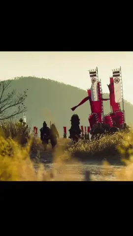 Jendral Yi Sun-sin (28 April 1545 – 16 Desember 1598) adalah seorang tokoh militer dan pahlawan nasional Korea. Ia adalah tokoh yang berjasa dalam menumpas serbuan pasukan Jepang yang menginvasi dalam Perang Tujuh Tahun pada masa Dinasti Joseon. #theadmiralroaringcurrents #exhuma #korean #movie #fyp #foryoupage #fypシ #rekomen #joseon #yishunshin #yishunshintiktok 