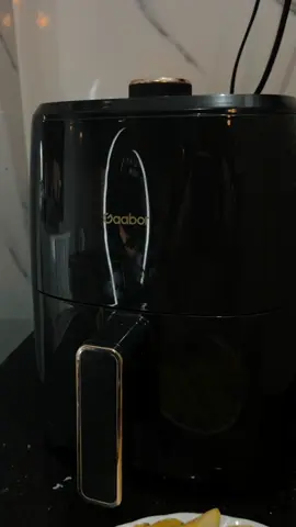 Sulit na airfryer kasi affordable na quality pa! Eto na yung sagot sa mga tamad days natin para mag luto ng breakfast! Less hassle kasi no need ng bantayan! Available sa yellow basket🫶🏻 @gaaborph  #GaaborAirfryer #GaaborFam #GaaborPH