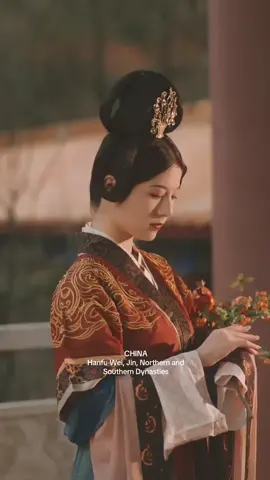 #hanfu #漢服 #hanfu_challenge #ChineseCostume #ChineseStyle #ChineseCulture #cpop #traditionalcostumes #chinesefashion #중국풍 #한푸 #漢服チャレンジ #hánphục #cmakeup #douyinmakeup #littleredbookmakeup 