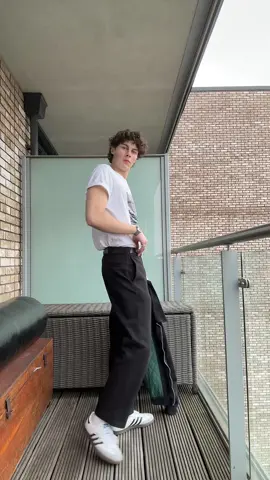 Dickiesss #fyp #fitcheck #OOTD #fashion #viral #foryou #black #white #march #stpatricksday 