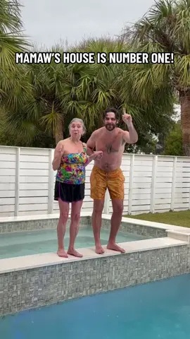 Celebrating “Mamaw’s House” going #1 with my Mamaw… thank you thank you thank you to country radio, @morganwallen, & my whole team. Love y’all 🙏⚡️ #mamawshouse #countrymusic 