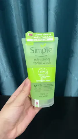 Dòng sữa rửa mặt giá siêu rẻ, siêu lành tính #simple #suaruamatsimple #myphamchinhhang #skincare #leebeauty 