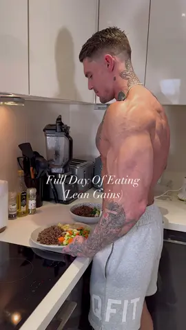 What I’m currently eating on the daiky to make those lean gains💪#fulldayofeating #healthyfood #foryou #diet 