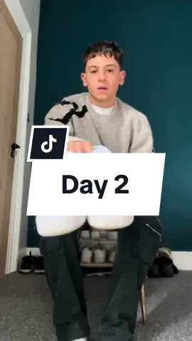 i should have fixed my hair but f**k it ##CapCut #model #clothes#outfit #outfitideas #grwm #sweater #cargopants #cargo 