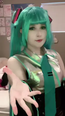 IM EXHAUSTEDDF #miku #hatsunemikucosplay #pjsk #projectsekaicosplay #vocaloid #mikuvocaloid #hatsunemikicosplay #vocaloidsinger #fyp #blowup #foryoupage #foru #viral #animefyp #animetiktok 