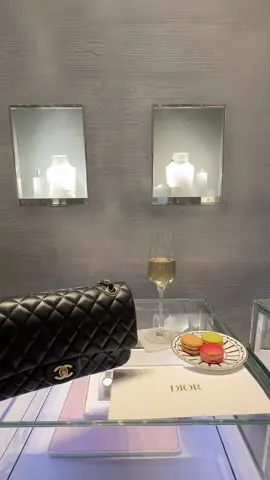 Champagne, Shopping & Spas 💅🏼🩷🎀  • • #girltherapy #luxurygirl #luxurylifestyle #luxe #luxuryinfluencer #princesstreatment #luxurylife #backrooms #royal 