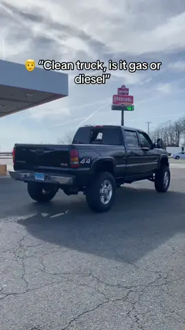 Green pumps only #CapCut #trucks #fyp #trend #trucktok #tiktok #durmax #america #fypdontwork #2024 #truckmeet #diesel 