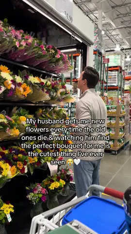 He’s so cute 😭 #fyp #foryou #Relationship #couples #simulationhusband #husband 