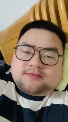 #douyin抖音 #douyin #xhtiktok #xh #idolbearcute #xuhuongtiktok #xuhuong #gr_bear🐻🐻🐻 #idolbearchina #tungkiribeobotyum #bear #bearcute210 #bearcute #叫我年年啊 #niancuti #niancuatung #niancutephomaique #chongyeudbnian #dbnian 