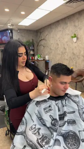 #femalebarber 