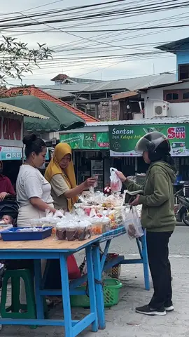 Berburu takjil dulu🥰😍 #takjil #ramadhan #puasa #berburutakjil #ramadhanvibes #fyp 