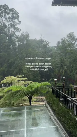 Dan itu benar Bas, ada rindu yang hanya sebatas Alfatihah 🤍 #foryou #foryoupage #fyp #fypシ #quotes #baskara 