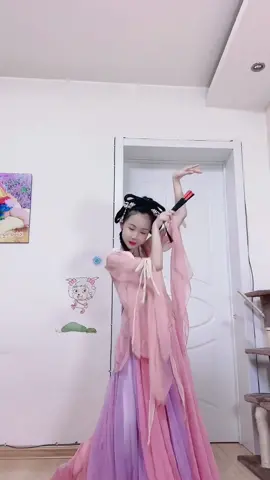 #霓霓 #中国小美女 #中国可爱女孩 #Girls #dancing #typ 
