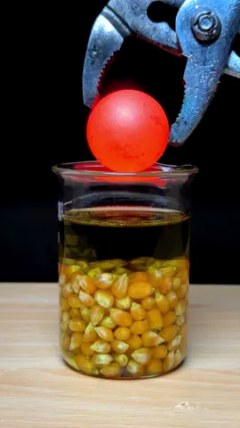 1000 degrees RHCB vs Corn + olives oil ( hair oil ) 🫒🍿#donebyprofessional #dontattemptathome #satisfying #experiment #Science #asmrsounds #rhcb #fyp #ustiktok 