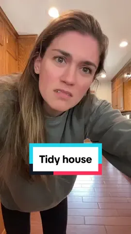 #stitch with @Emily Belson its me, hi 👋🏼 im the problem its me #MomsofTikTok #toddlersoftiktok #messyhouse #adhd #momcomedy 