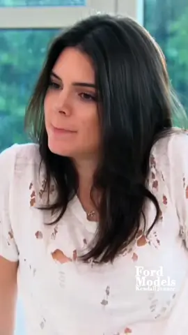 Exclusive Premium Kenny's Home Sweet Home. Eps01. Kardashian Family. Kim Kardashian. KK. KJ. KNJ. Kendall Jenner. Model:Kendall Jenner. #model #models #lifestylefashion #90sfashionstyle 