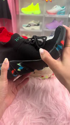 Super lightweight sneakers 🥰#sneakers #tiktokmademebuyit #fyp #viral 