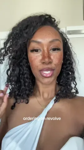 For the @Revolve girlies and my girls in a pinch for a last minute dress here’s a little pro tip for ordering. #revolve 