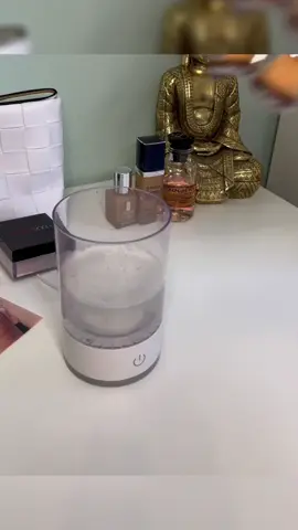 Prepare-se para uma limpeza de maquiagem impecável! 💄✨ Com a nossa Máquina de Limpeza de Maquiagem Elétrica, nunca foi tão fácil manter seus pincéis limpos e prontos para uso. 🌟 #LimpezaDeMaquiagem  #PincéisLimpos  #RotinaDeBeleza  #MaquiagemPerfeita  #TikTokBeauty  #TikTokBrasil  🎥💅🔌