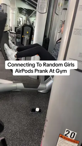 Comment What You Think Was Going On In Her Mind? #pranks #funny #gym #scared #airpods 