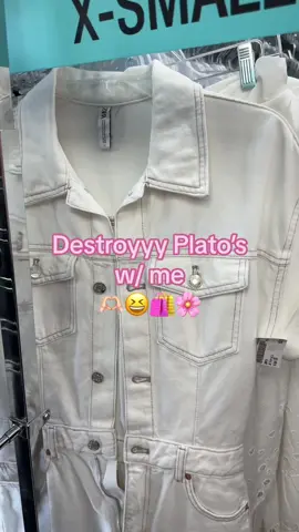 They had sooo much good stuff 😆😆 #platoscloset #shopping #shoppinghaul #haul #haultime #fyp #foryou 
