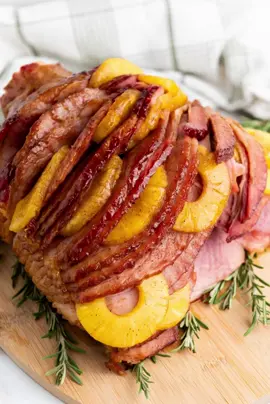 Ready to be the Easter dinner MVP? This glazed ham recipe is sweet, savory, and oh-so-easy! The brown sugar glaze caramelizes beautifully over the juicy ham, and the pineapple adds a touch of irresistible tropical flavor. Get the full recipe on my blog https://www.asparkleofgenius.com/how-to-make-pineapple-brown-sugar-glaze-for-ham/  Don't forget to tag me in your Easter ham pics! #Easterrecipe #HamLovers #pineappleglazedham 
