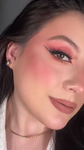 🍑🧡 . . . #makeup #peach #maquillaje #beauty #delineados #brillos #tendencia #melocoton #cejas #maquillajenatural 