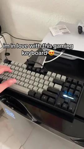 This keyboard is so good for gaming and so cheap, must buy 💯 #TikTokShop#keyboard#gaming 