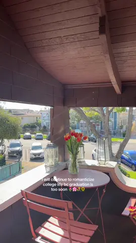 Just me and my porch 🌷🌷