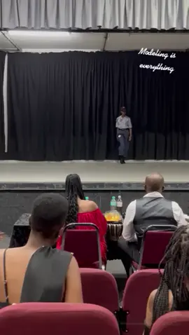 modeling is everything 💞🔥🥺#modeling #careerwear #model #catwalk #modellife #missindependent #smile