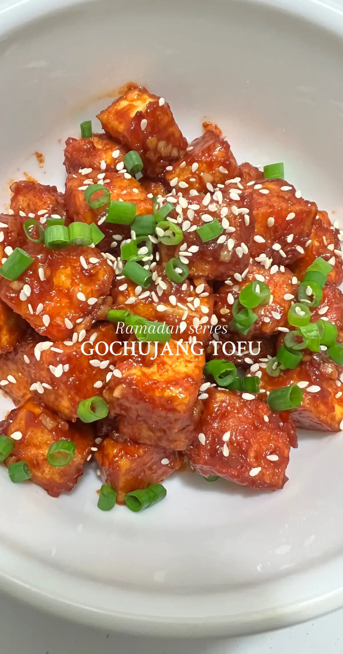 30 Days of Ramadan recipes Day 10: Crispy Gochujang Tofu  #ramadanrecipes #ramadanseries #tofurecipes #crispytofu #gochujang #iftarwithmoyo