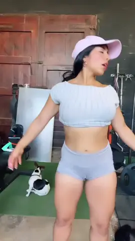 3 ejercicios que no pueden faltar en tu rutina para marcar los hombros 💪